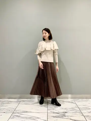 GRACE CONTINENTAL The Banquet eri コーディネート画像