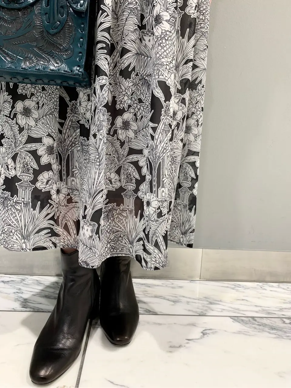 GRACE CONTINENTAL The Banquet eri コーディネート画像