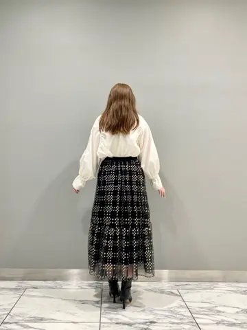 GRACE CONTINENTAL The Banquet 中根　里帆 コーディネート画像