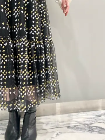 GRACE CONTINENTAL The Banquet 中根　里帆 コーディネート画像