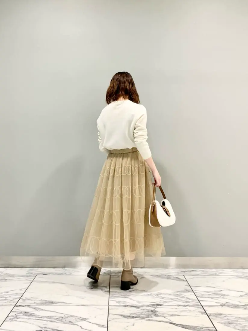 GRACE CONTINENTAL The Banquet eri コーディネート画像