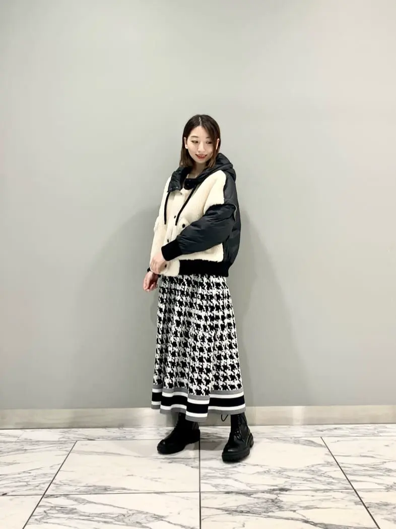 GRACE CONTINENTAL The Banquet eri コーディネート画像