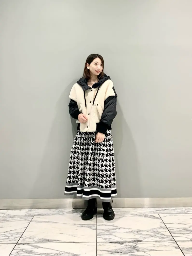 GRACE CONTINENTAL The Banquet eri コーディネート画像