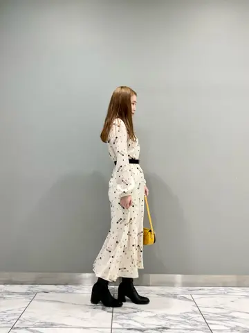 GRACE CONTINENTAL The Banquet 中根　里帆 コーディネート画像