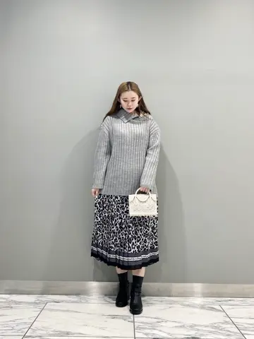 GRACE CONTINENTAL The Banquet 中根　里帆 コーディネート画像