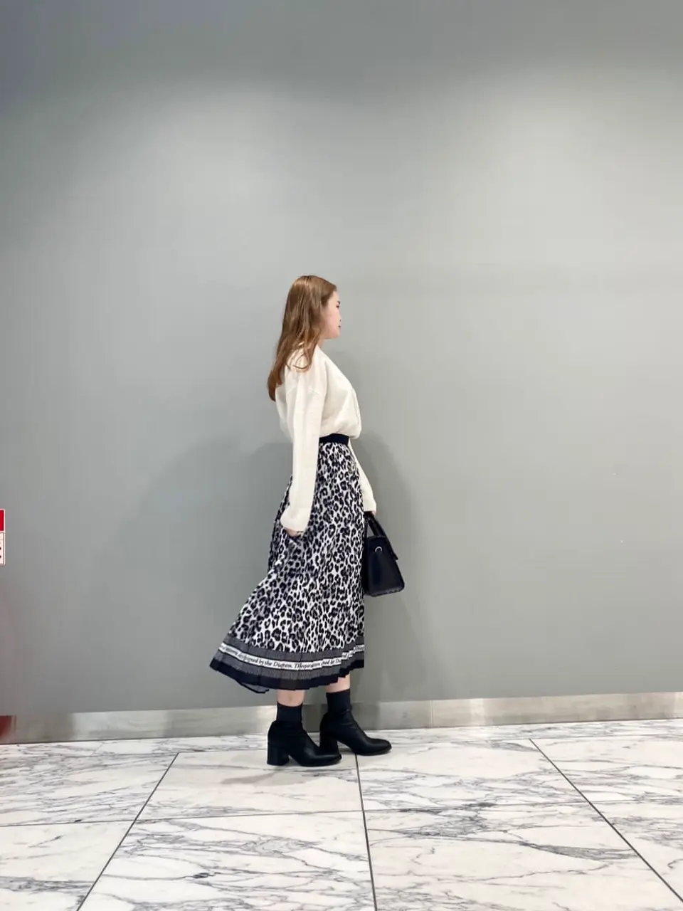 GRACE CONTINENTAL The Banquet 中根　里帆 コーディネート画像