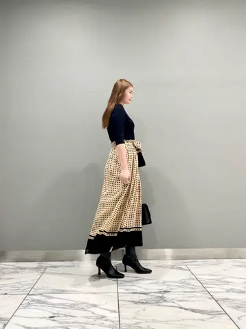 GRACE CONTINENTAL The Banquet 中根　里帆 コーディネート画像