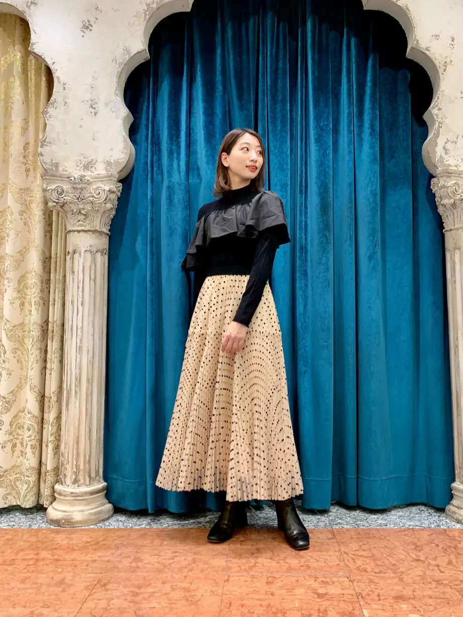 GRACE CONTINENTAL The Banquet eri コーディネート画像