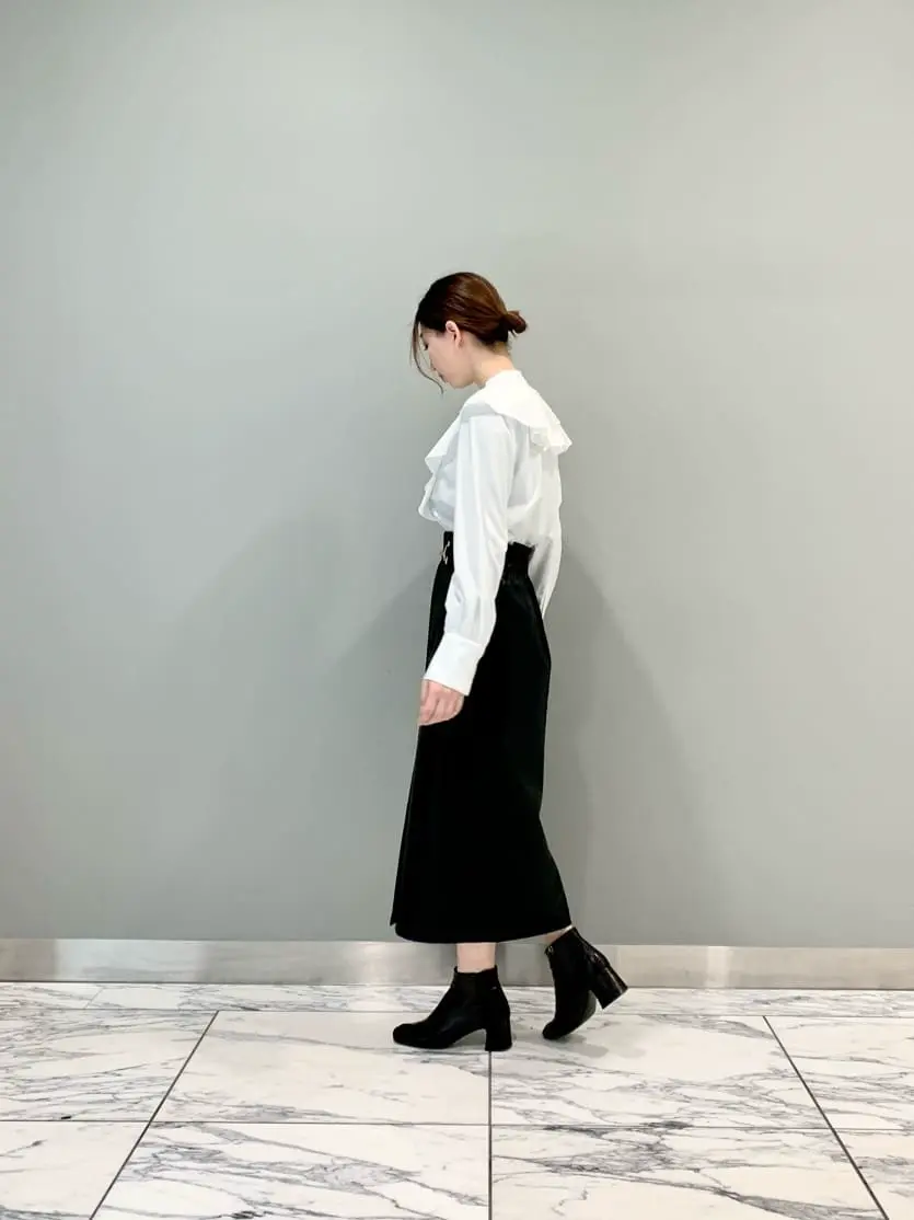 GRACE CONTINENTAL The Banquet eri コーディネート画像