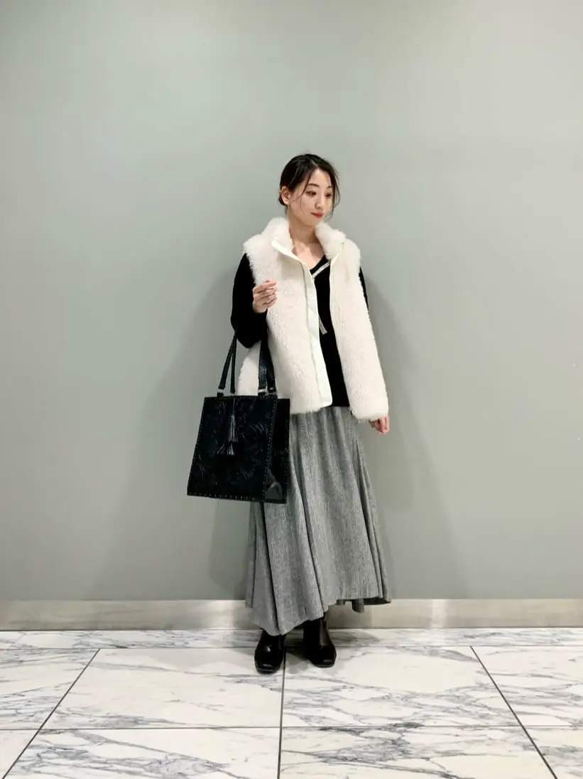 GRACE CONTINENTAL The Banquet eri コーディネート画像