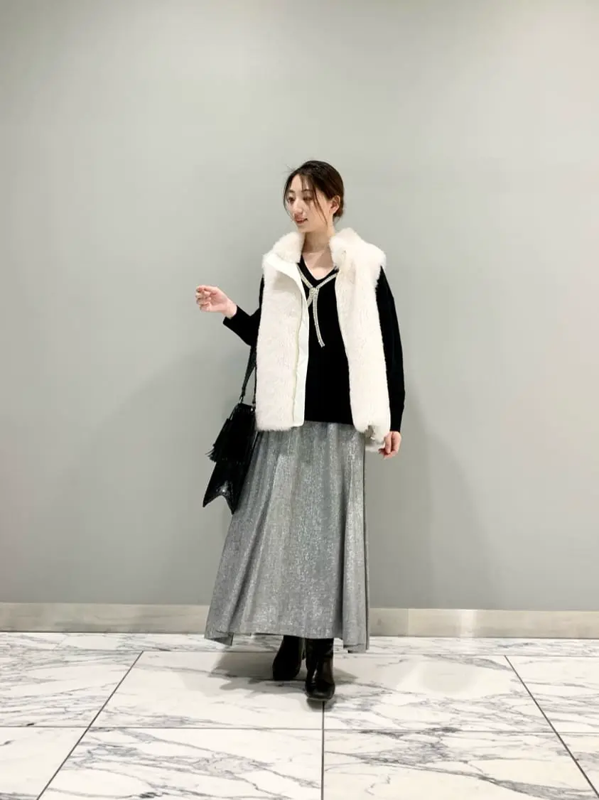 GRACE CONTINENTAL The Banquet eri コーディネート画像