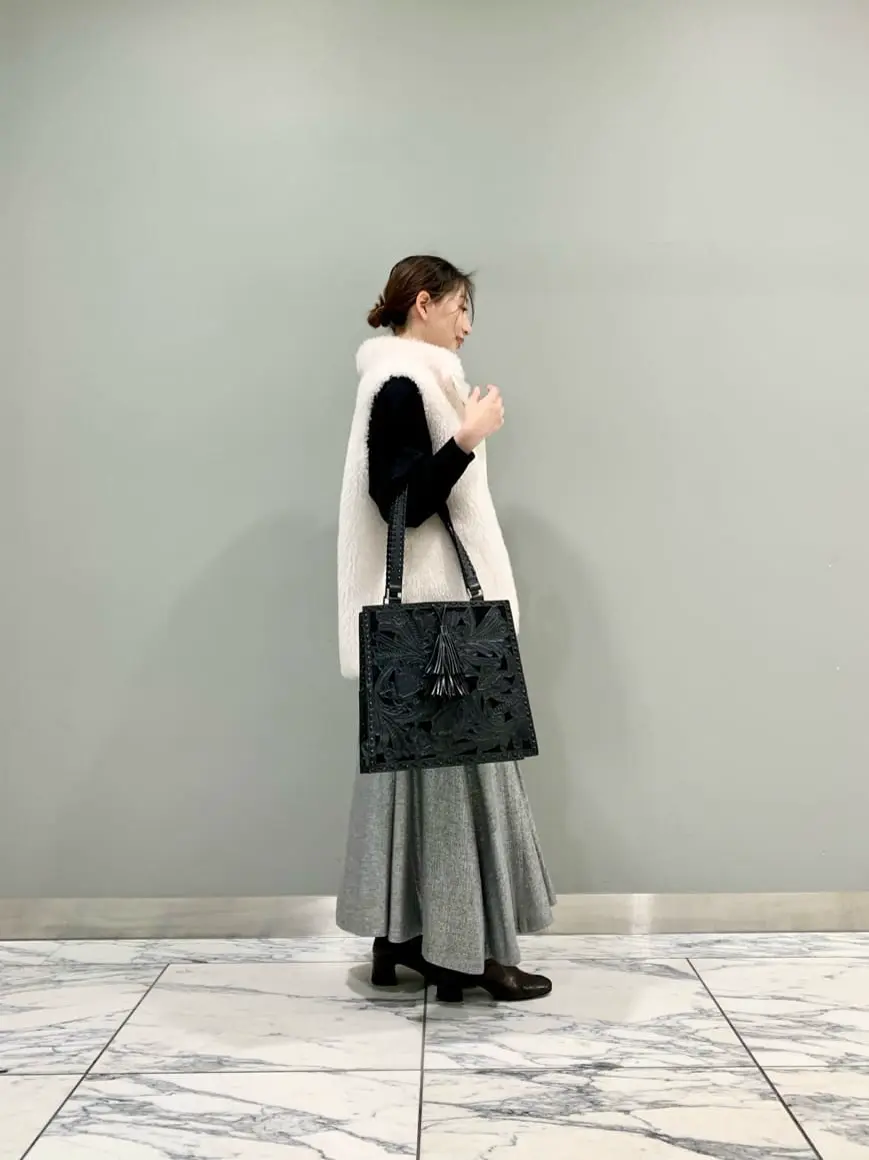 GRACE CONTINENTAL The Banquet eri コーディネート画像