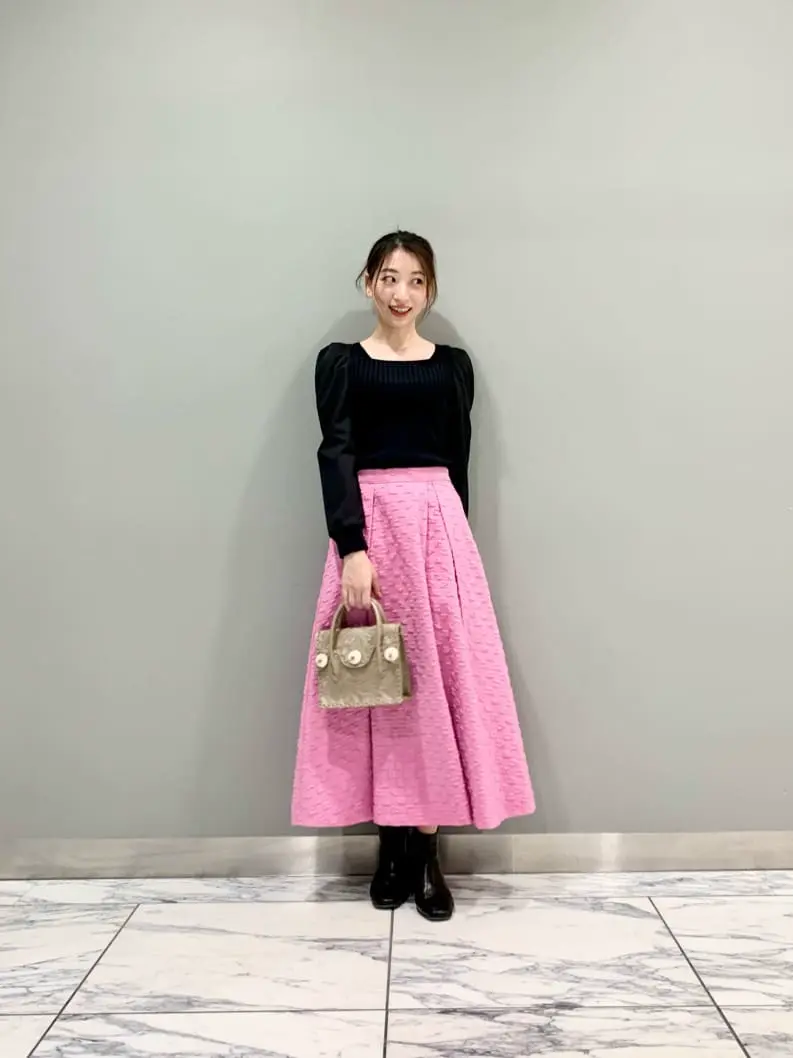 GRACE CONTINENTAL The Banquet eri コーディネート画像