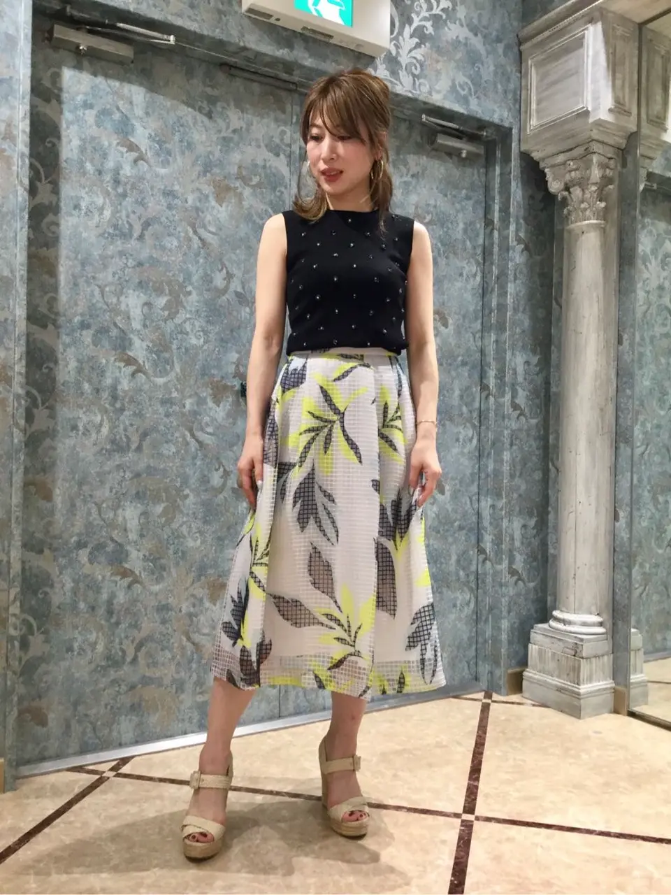 GRACE CONTINENTAL The Banquet 泉　智子 コーディネート画像