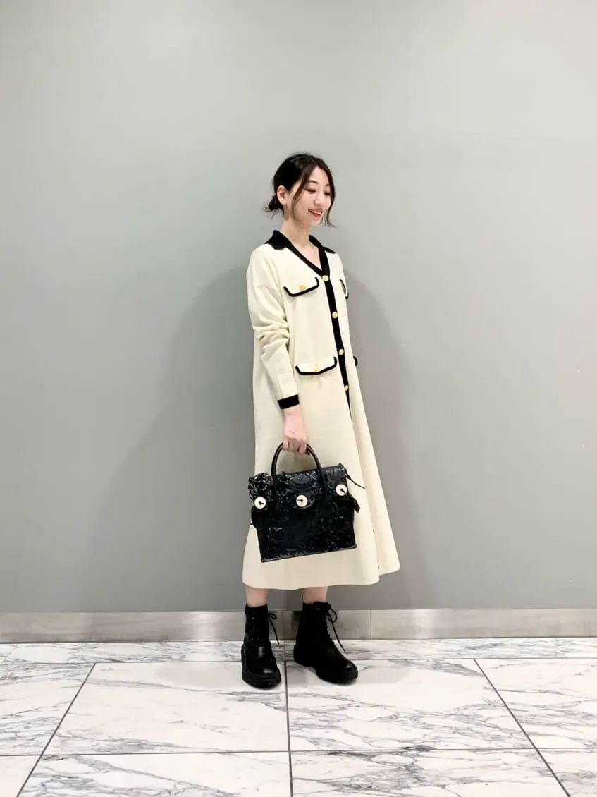 GRACE CONTINENTAL The Banquet eri コーディネート画像