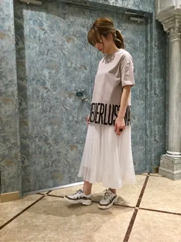 GRACE CONTINENTAL The Banquet 泉　智子 コーディネート画像