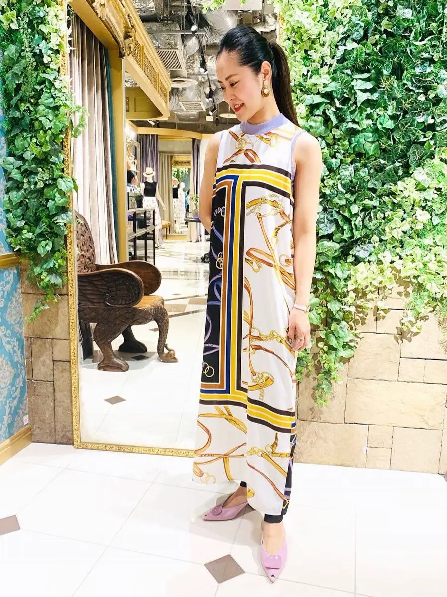 GRACE CONTINENTAL The Banquet 小笠原　春菜 コーディネート画像