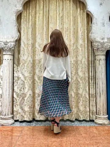 GRACE CONTINENTAL The Banquet 中根　里帆 コーディネート画像