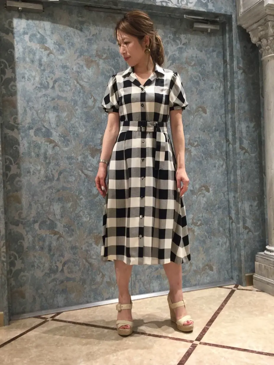 GRACE CONTINENTAL The Banquet 泉　智子 コーディネート画像