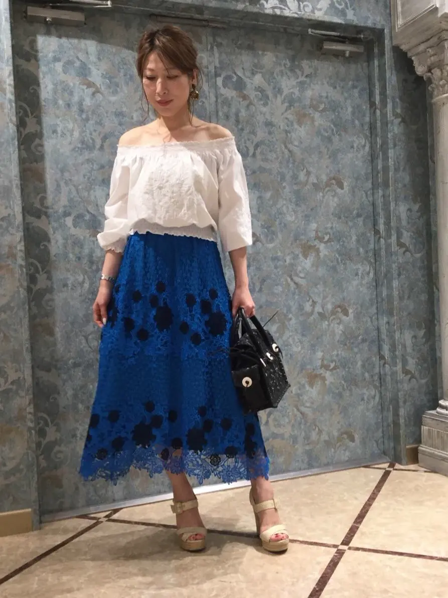 GRACE CONTINENTAL The Banquet 泉　智子 コーディネート画像