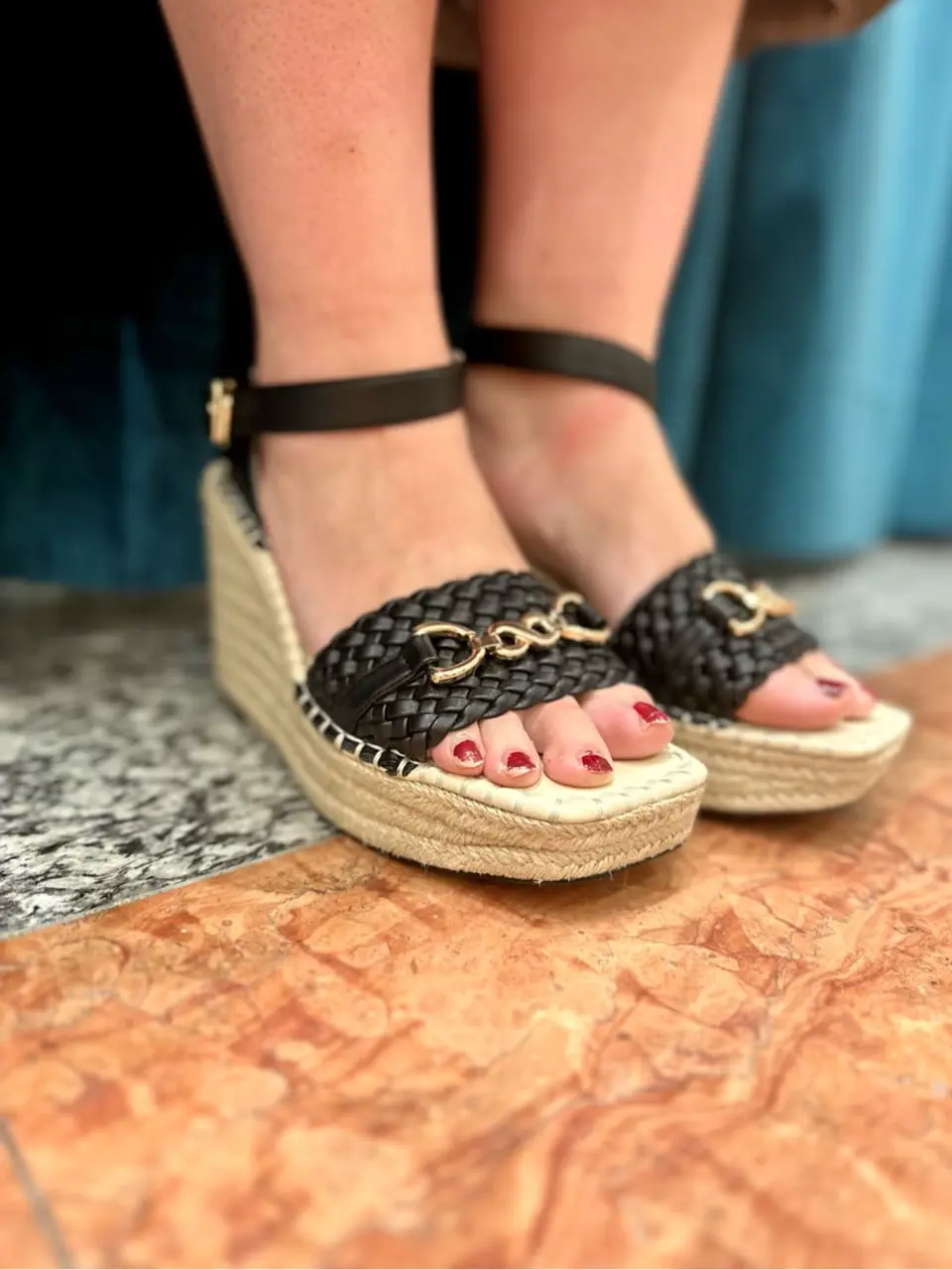 GRACE CONTINENTAL The Banquet 中根　里帆 コーディネート画像