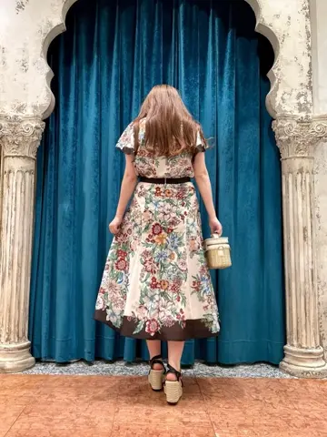 GRACE CONTINENTAL The Banquet 中根　里帆 コーディネート画像