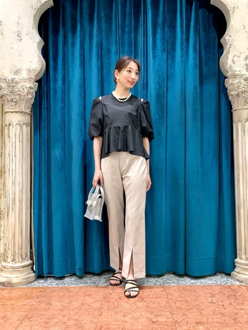 GRACE CONTINENTAL The Banquet eri コーディネート画像