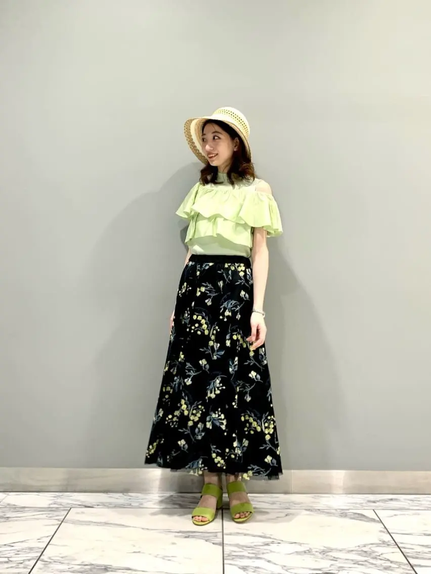 GRACE CONTINENTAL The Banquet eri コーディネート画像