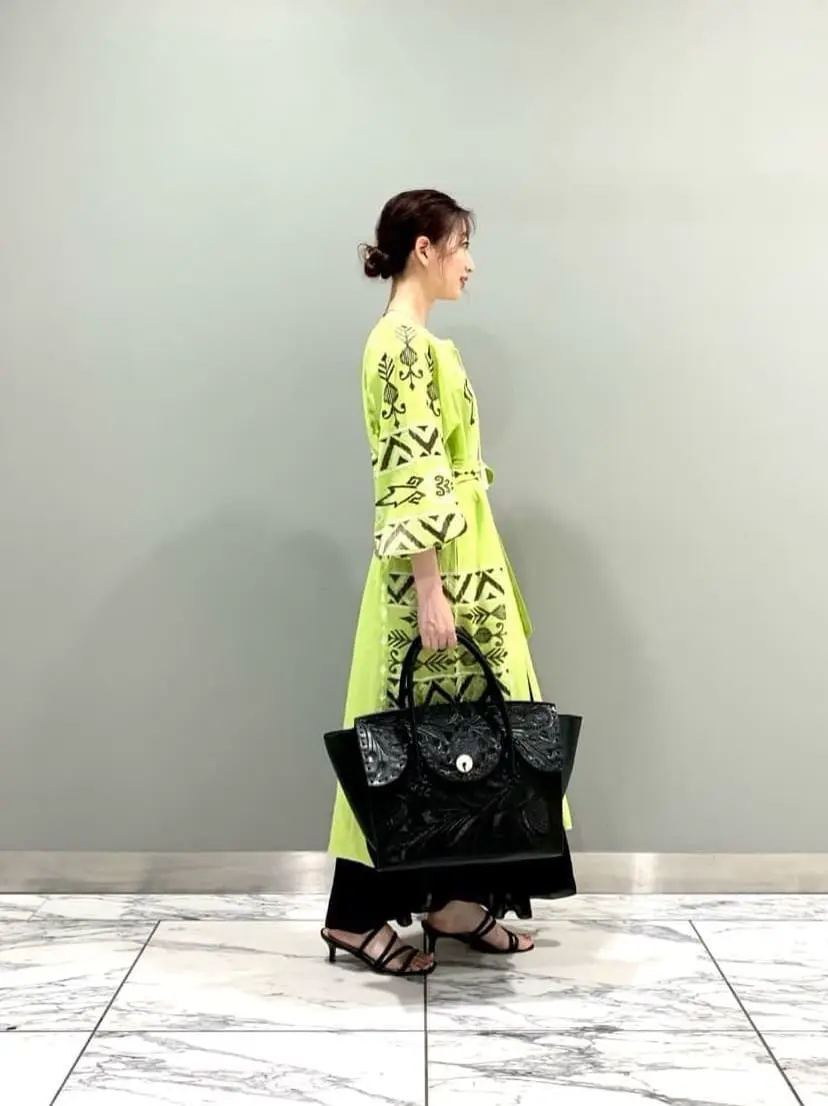 GRACE CONTINENTAL The Banquet eri コーディネート画像