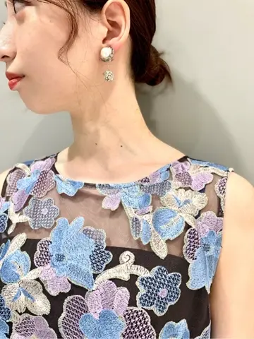 GRACE CONTINENTAL The Banquet eri コーディネート画像