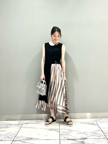 GRACE CONTINENTAL The Banquet eri コーディネート画像