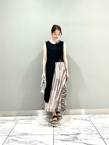 GRACE CONTINENTAL The Banquet eri コーディネート画像