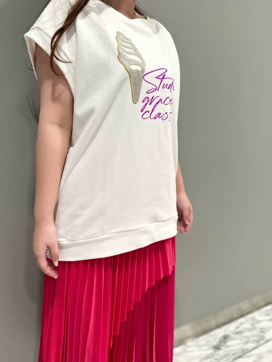 GRACE CONTINENTAL The Banquet 中根　里帆 コーディネート画像