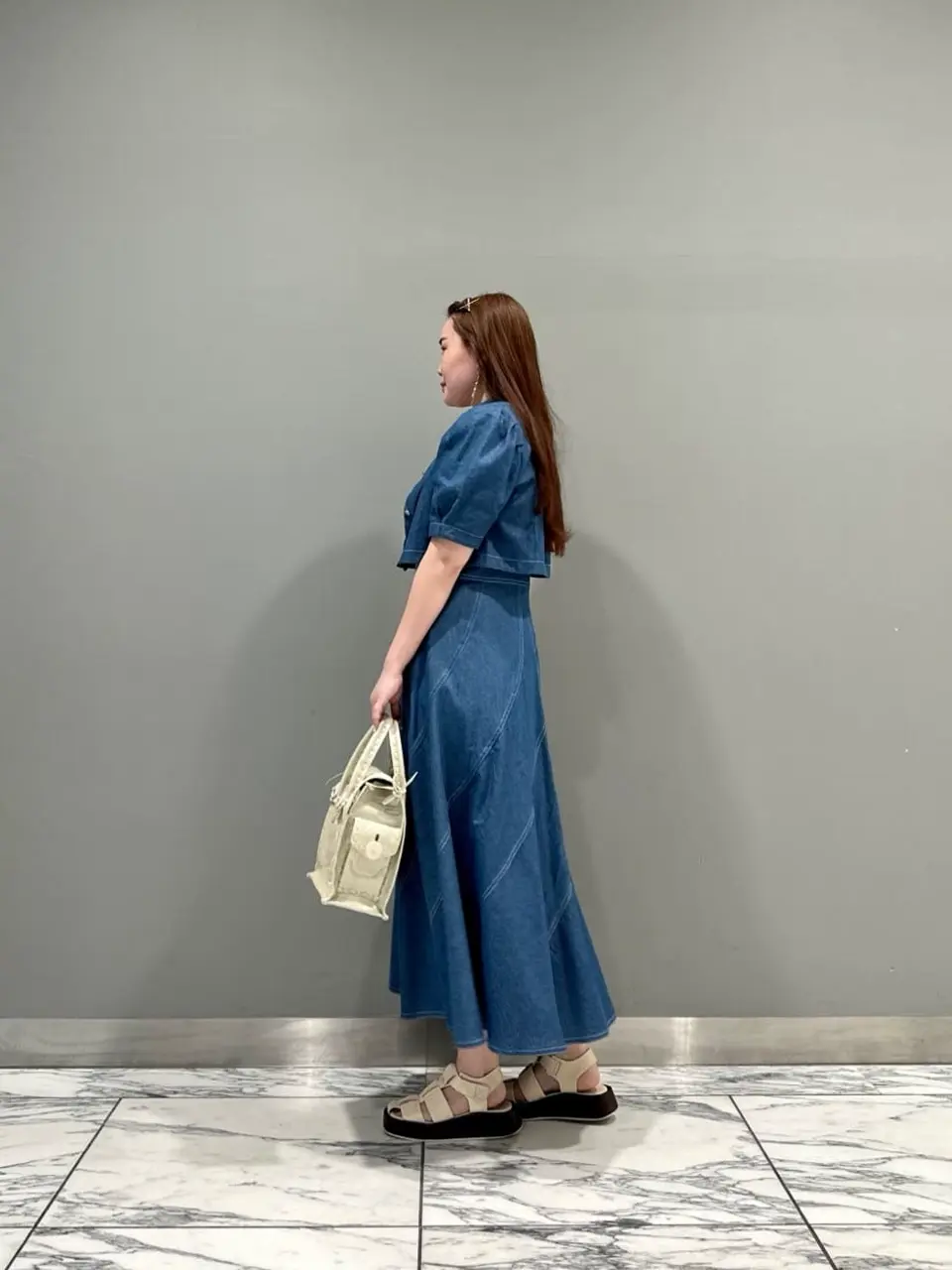 GRACE CONTINENTAL The Banquet 中根　里帆 コーディネート画像