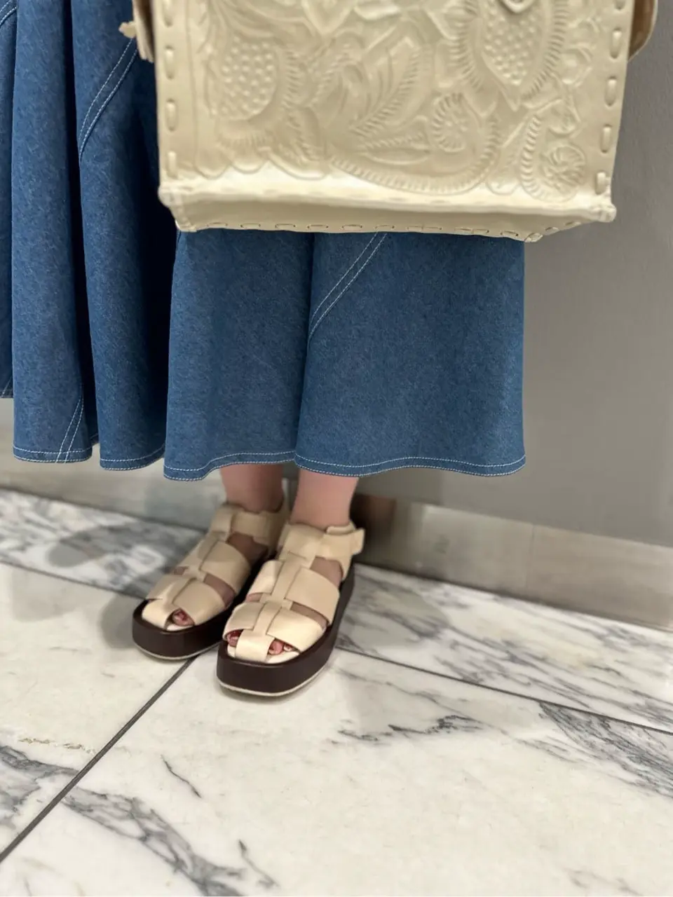 GRACE CONTINENTAL The Banquet 中根　里帆 コーディネート画像