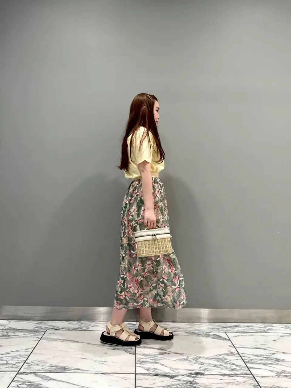 GRACE CONTINENTAL The Banquet 中根　里帆 コーディネート画像