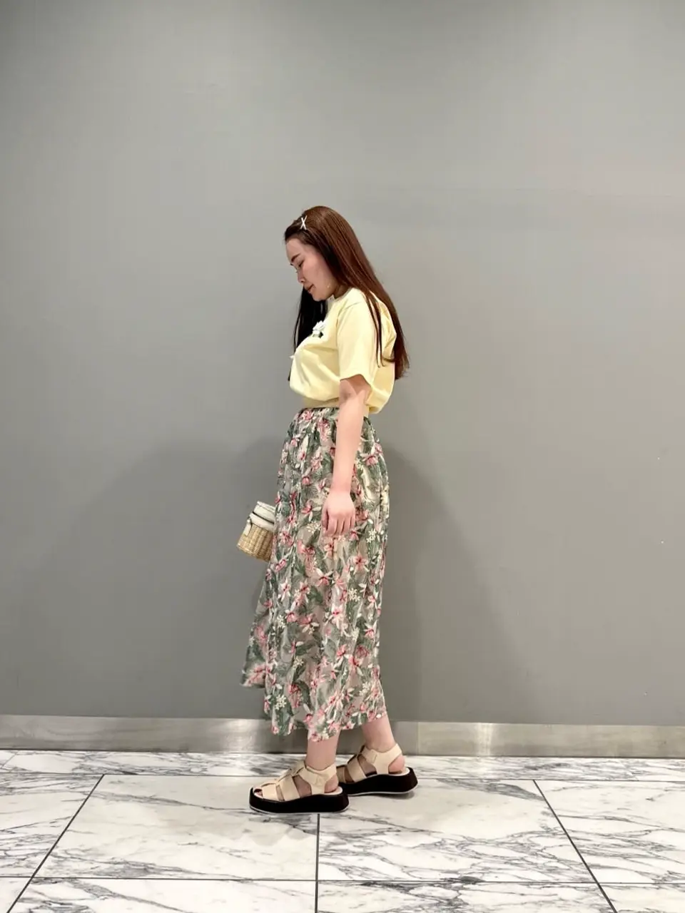 GRACE CONTINENTAL The Banquet 中根　里帆 コーディネート画像