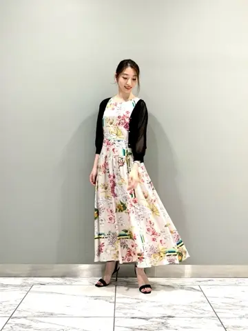 GRACE CONTINENTAL The Banquet eri コーディネート画像