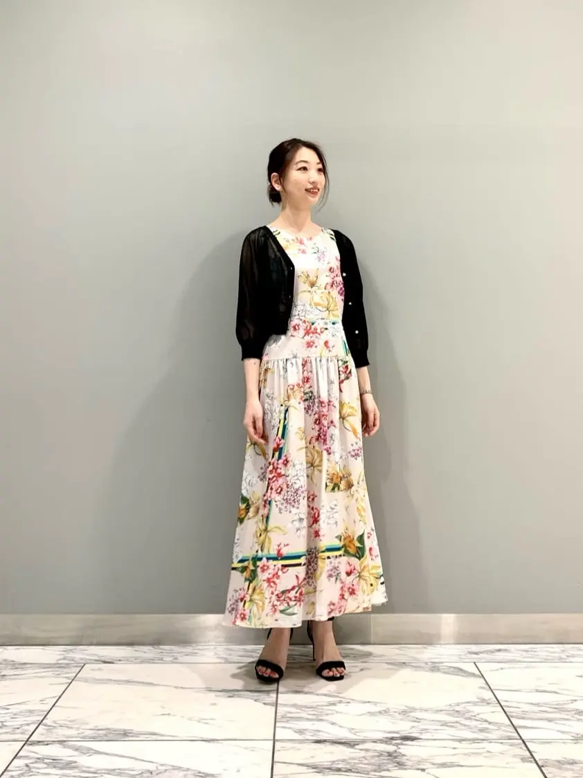 GRACE CONTINENTAL The Banquet eri コーディネート画像