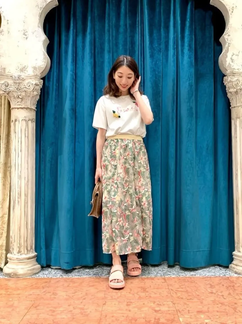 GRACE CONTINENTAL The Banquet eri コーディネート画像