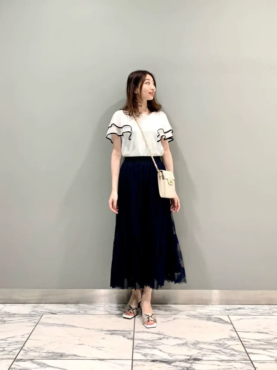 GRACE CONTINENTAL The Banquet eri コーディネート画像