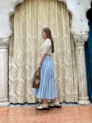 GRACE CONTINENTAL The Banquet 中根　里帆 コーディネート画像