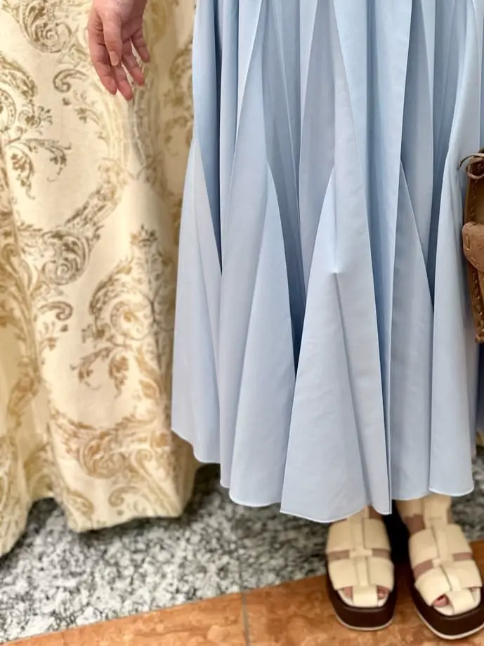 GRACE CONTINENTAL The Banquet 中根　里帆 コーディネート画像