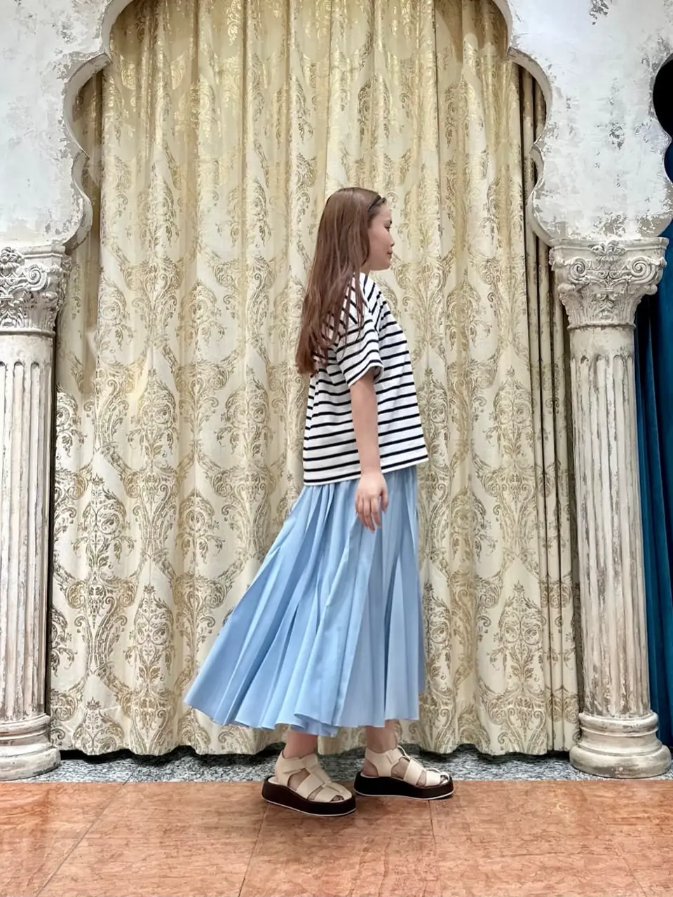 GRACE CONTINENTAL The Banquet 中根　里帆 コーディネート画像