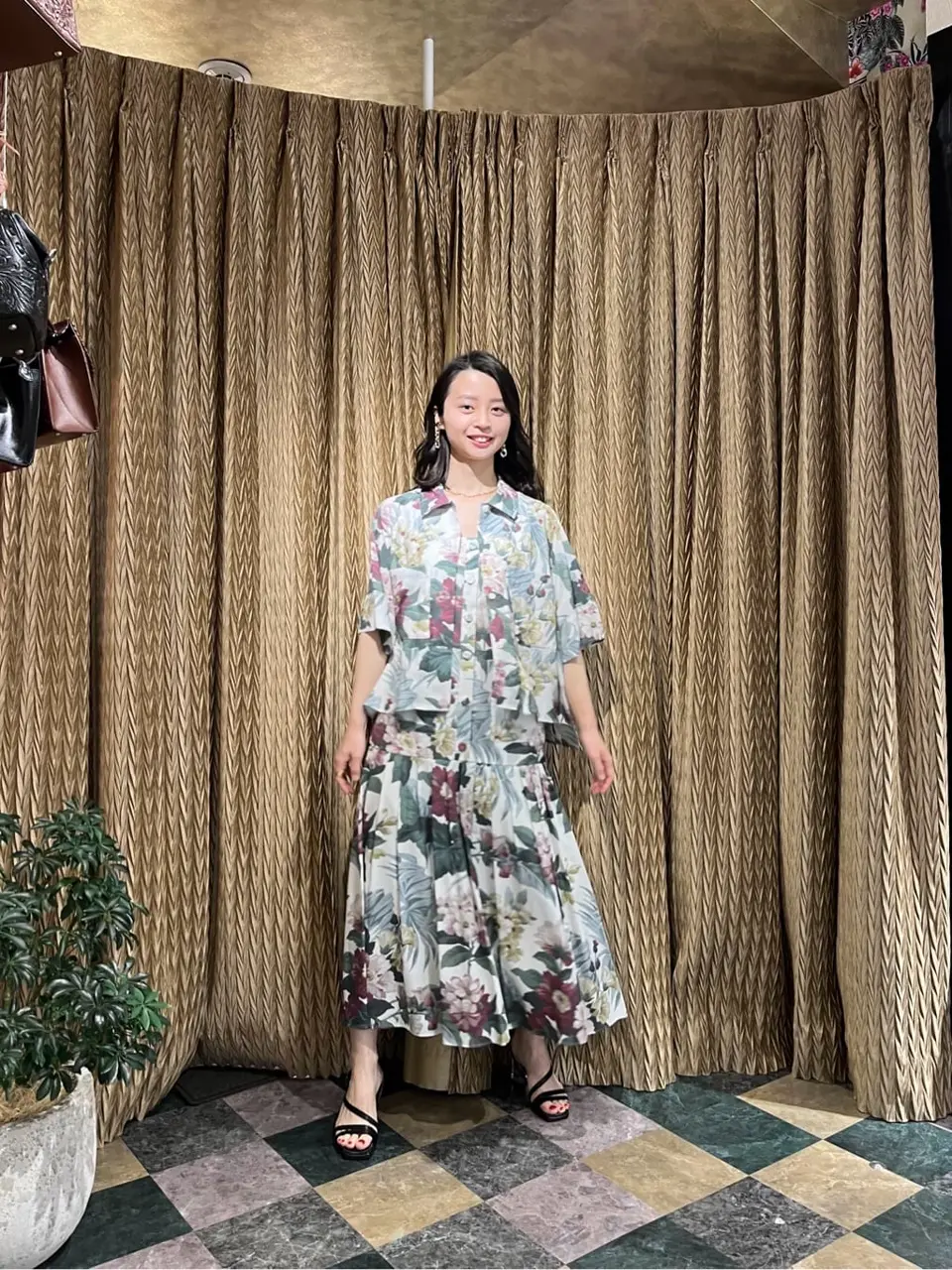 GRACE CONTINENTAL The Banquet yuri コーディネート画像