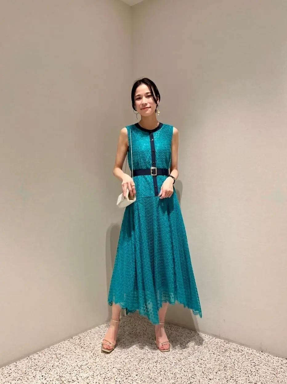 GRACE CONTINENTAL The Banquet 亀田 未希 コーディネート画像