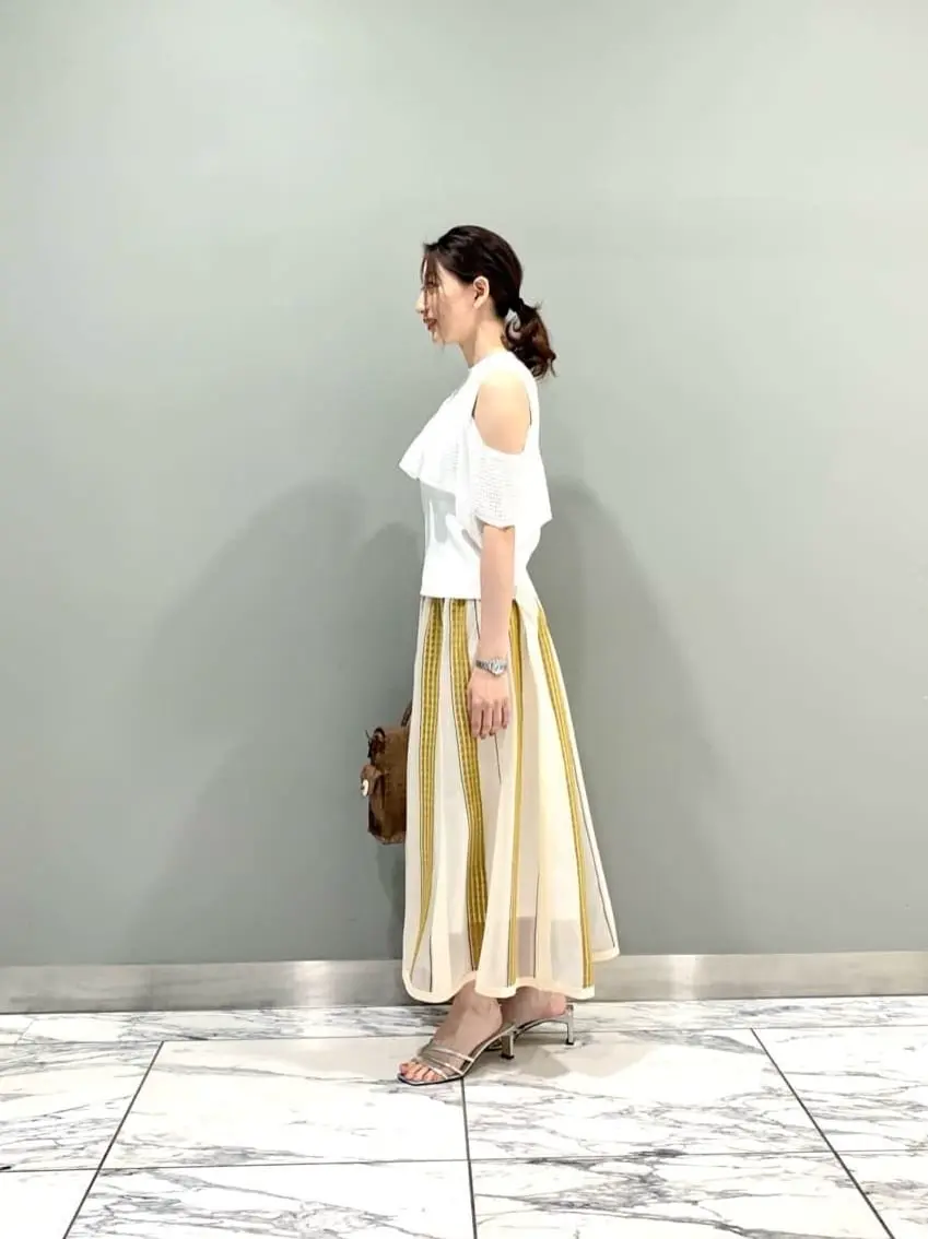 GRACE CONTINENTAL The Banquet eri コーディネート画像