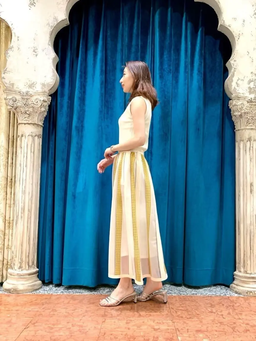 GRACE CONTINENTAL The Banquet eri コーディネート画像