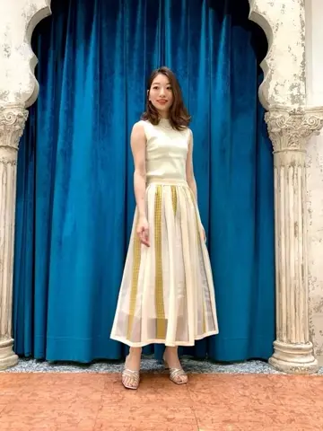 GRACE CONTINENTAL The Banquet eri コーディネート画像