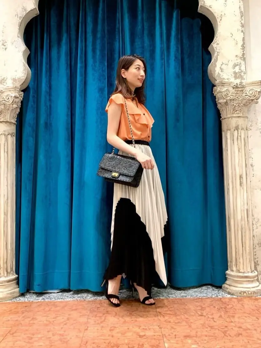 GRACE CONTINENTAL The Banquet eri コーディネート画像